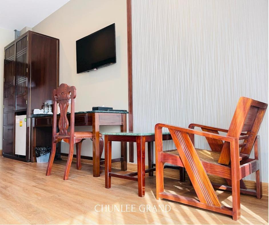 Hotel Chunlee Grand Korat Nakhonratchasima Zewnętrze zdjęcie