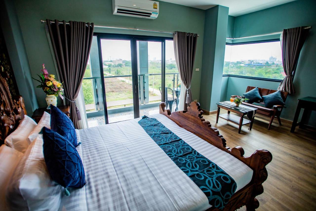 Hotel Chunlee Grand Korat Nakhonratchasima Zewnętrze zdjęcie