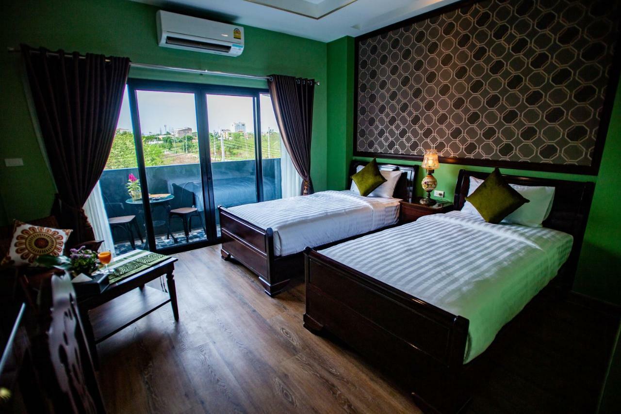 Hotel Chunlee Grand Korat Nakhonratchasima Zewnętrze zdjęcie