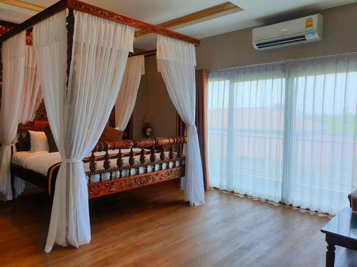 Hotel Chunlee Grand Korat Nakhonratchasima Zewnętrze zdjęcie